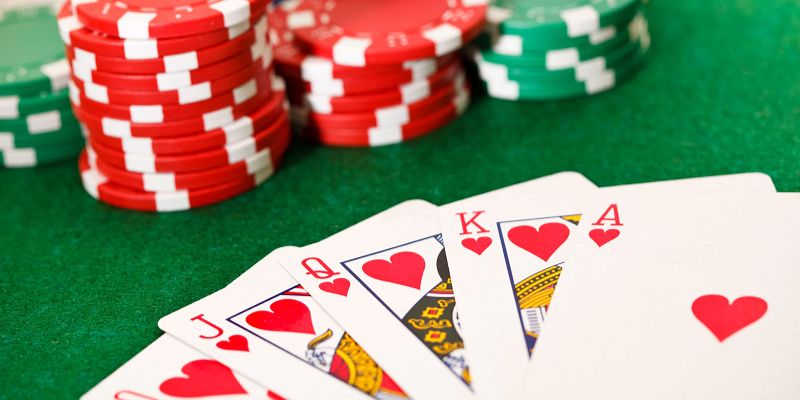 3 nội dung luật chơi cơ bản khi tham gia poker